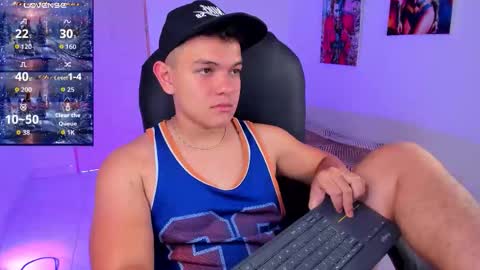 Snapshot of dunkan_kravitz chatting on January 7, 9:39 pm Dunkan Kravitz online show from January 7, 9:39 pm