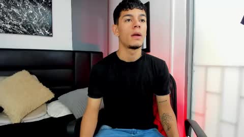 Thomas and Noah online show from September 27, 12:21 pm