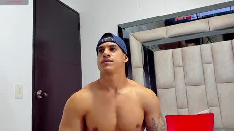 duran_dhikol1 online show from January 12, 3:07 am