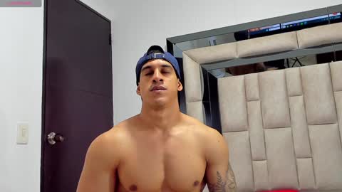 duran_dhikol1 online show from January 26, 9:51 pm