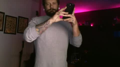 Snapshot of durfmanx chatting on January 3, 6:01 am durfmanX online show from January 3, 6:01 am