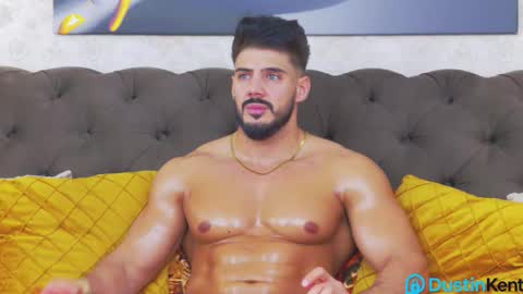 Dustin online show from November 21, 12:04 pm