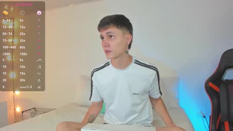 Snapshot of dustinlevine chatting on February 25, 12:47 am Dustin Levy online show from February 25, 12:47 am