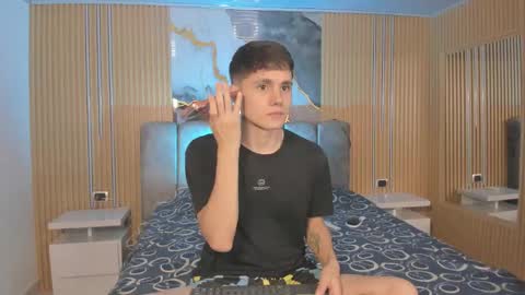 Dustin Levy online show from February 7, 3:43 am