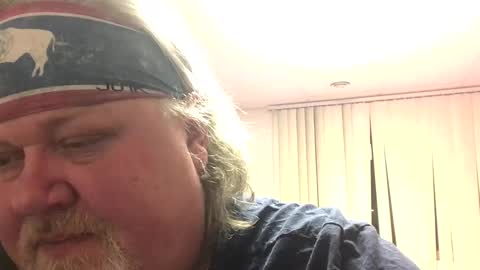 Dusty online show from December 6, 1:51 am