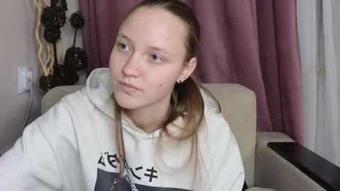 Snapshot of dustydeida chatting on January 16, 7:07 pm Jenny online show from January 16, 7:07 pm