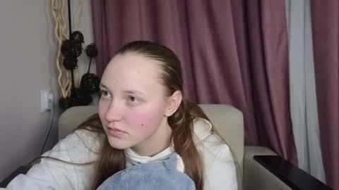 Snapshot of dustydeida chatting on January 17, 7:06 pm Jenny online show from January 17, 7:06 pm