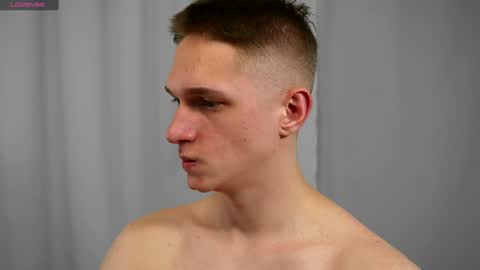 Dustyn online show from January 15, 3:07 pm