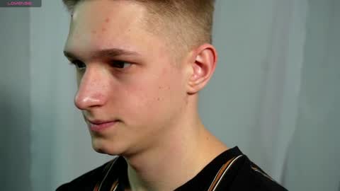 Dustyn online show from January 22, 2:46 pm