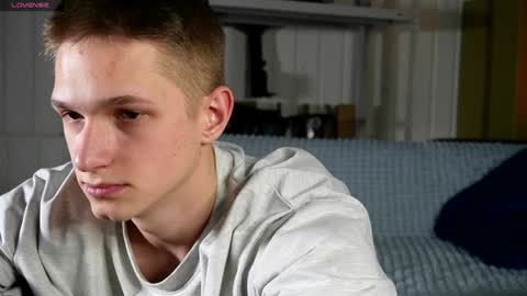 Dustyn online show from February 5, 2:48 pm