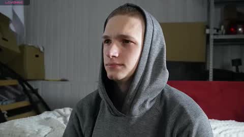 Dustyn online show from February 14, 2:23 pm