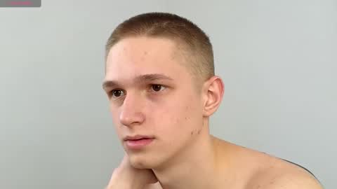 Dustyn online show from February 21, 12:17 pm