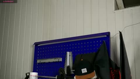 Dustyn online show from October 24, 4:36 pm