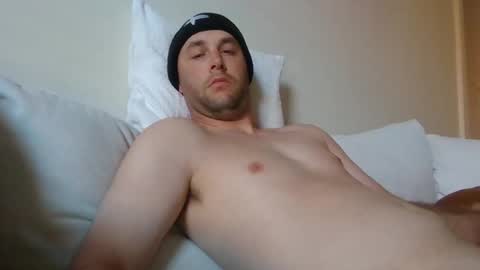 dustyroy09 online show from January 1, 10:03 pm