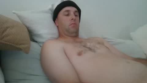 dustyroy09 online show from April 1, 11:57 pm