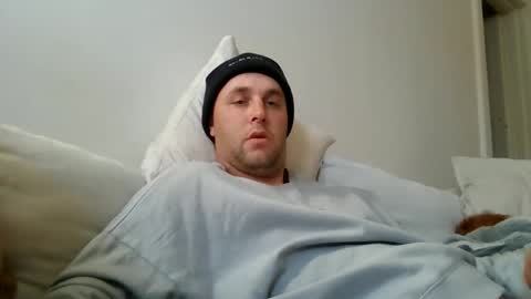 Snapshot of dustyroy09 chatting on May 21, 6:42 am dustyroy09 online show from May 21, 6:42 am