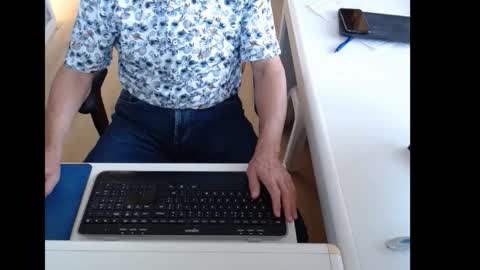 dutchpornking2 online show from September 28, 7:25 am