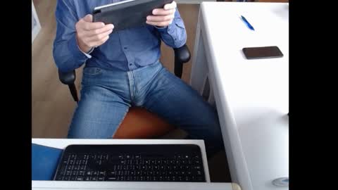 dutchpornking2 online show from October 3, 7:16 am