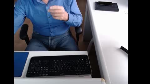 dutchpornking2 online show from October 12, 7:07 am