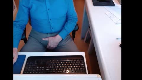 dutchpornking2 online show from January 19, 8:18 am