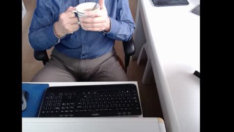 dutchpornking2 online show from February 28, 7:31 am