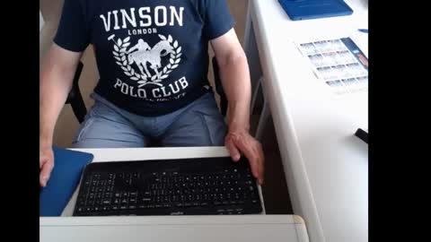 dutchpornking2 online show from June 21, 6:49 am