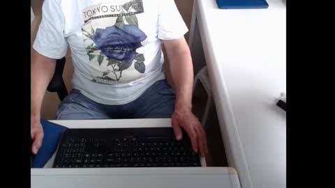 dutchpornking2 online show from June 23, 6:11 am