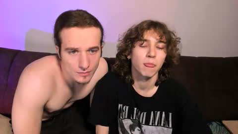 Georg and Max online show from January 9, 2:31 pm