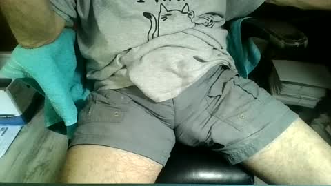 Snapshot of dvd4554 chatting on June 15, 12:51 pm gooodcam online show from June 15, 12:51 pm