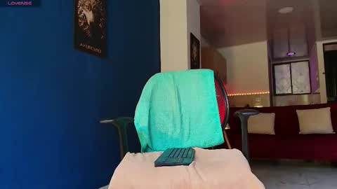 dwayne_brown online show from November 24, 7:24 pm