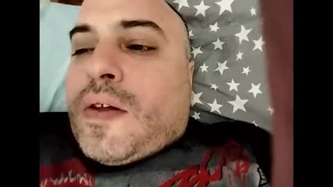 Snapshot of dwizziz chatting on October 1, 2:28 am Ivan online show from October 1, 2:28 am