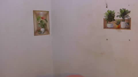 Snapshot of dy_namite chatting on May 2, 4:56 pm dy_namite online show from May 2, 4:56 pm