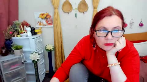 Dyanne online show from December 10, 10:05 pm