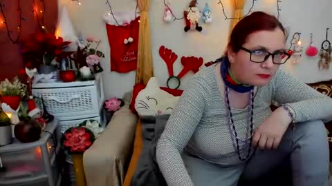 Dyanne online show from December 28, 10:23 pm