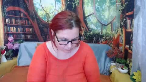 Snapshot of dyannelovee chatting on June 12, 3:33 pm Dyanne online show from June 12, 3:33 pm
