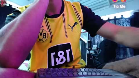 Dylan 3 online show from December 21, 6:59 pm