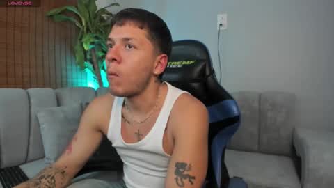 dylan_coleman1 online show from February 14, 5:59 am