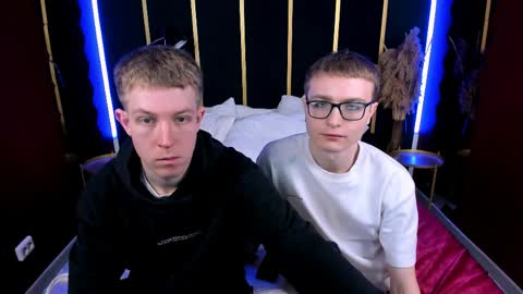 Dylan online show from April 5, 10:23 am