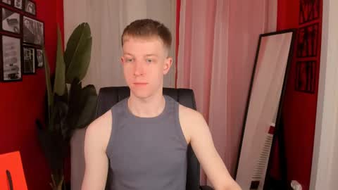 Snapshot of dylan_norton chatting on May 7, 11:04 am Dylan online show from May 7, 11:04 am