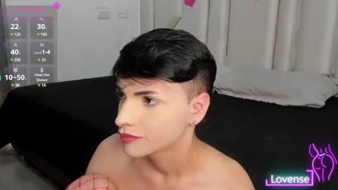 Snapshot of dylan_turner_ chatting on February 18, 11:30 pm dylan_turner_ online show from February 18, 11:30 pm