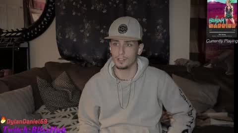 Dylan Daniel 7.8 online show from January 13, 4:50 am