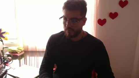 Snapshot of dylanhot10 chatting on June 12, 7:35 pm dylanhot10 online show from June 12, 7:35 pm