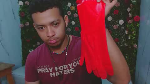 dylans_brown online show from February 19, 2:02 pm