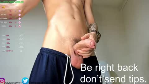 dylanscott_106 online show from November 27, 6:54 pm