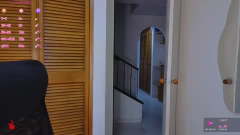 D Y L A N online show from April 9, 2:33 am