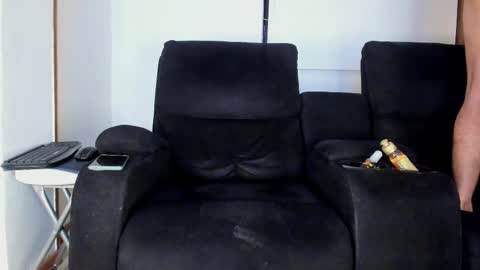 Dylann and Willy online show from March 12, 4:19 am