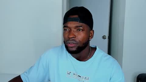 Dylan Taylor online show from October 6, 3:48 am