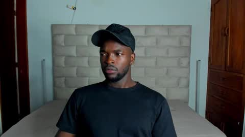 Dylan Taylor online show from February 22, 2:45 am