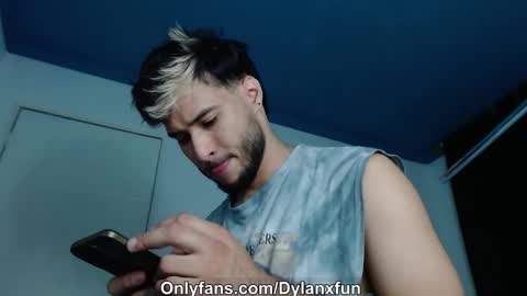 dylanxfun online show from March 19, 12:09 pm