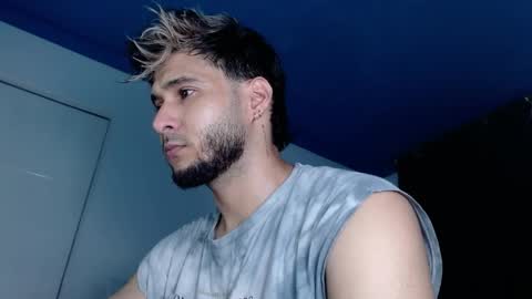 Snapshot of dylanxfun chatting on May 6, 3:46 am dylanxfun online show from May 6, 3:46 am